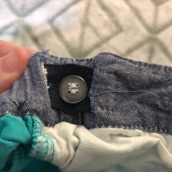 Bee bay shorts size 8 - Picture 5 of 5